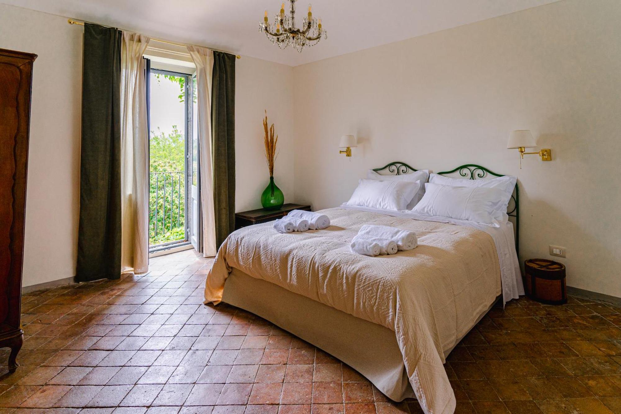 Tenuta Rustica 1519 Roccella Valdemone Bilik gambar